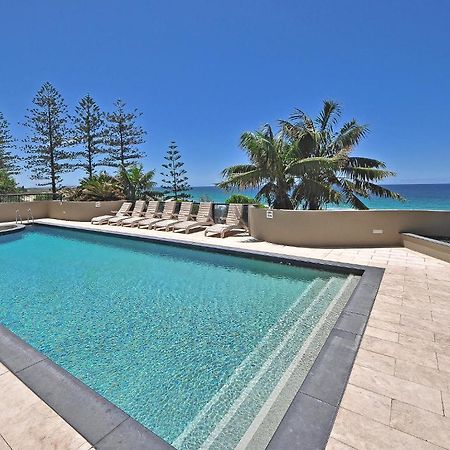 Clubb Coolum Beach Resort Sunshine Coast Exterior photo