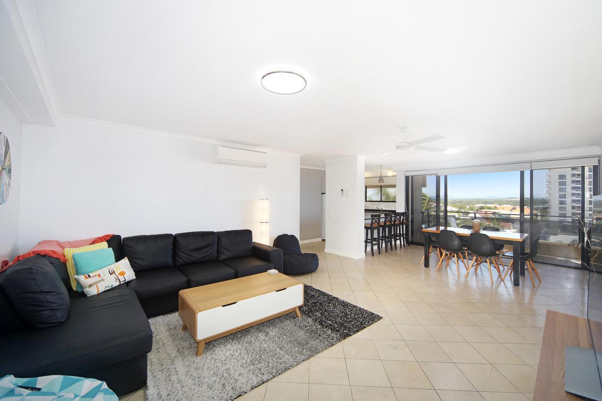 Clubb Coolum Beach Resort Sunshine Coast Exterior photo