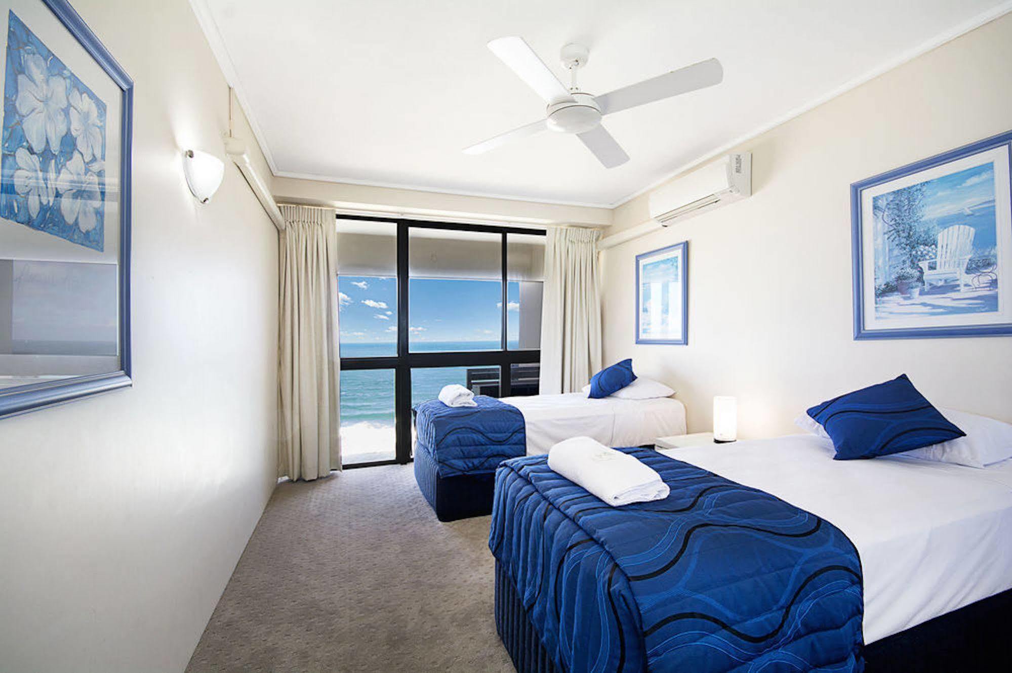 Clubb Coolum Beach Resort Sunshine Coast Exterior photo